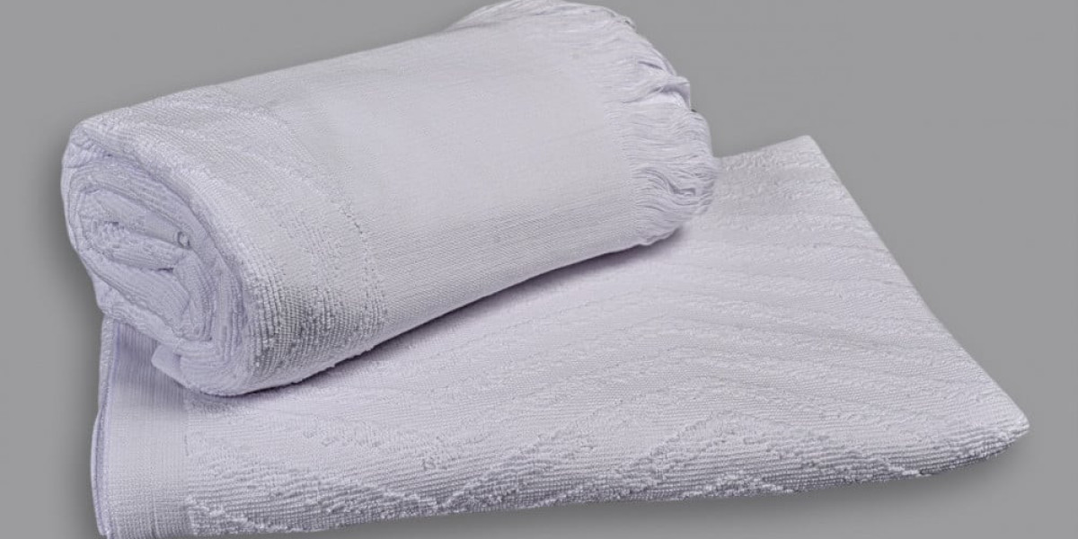 "Sacred Attire: Understanding the Significance of Ihram Clothing"