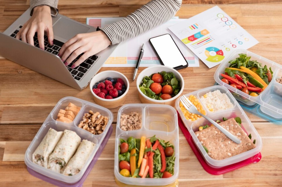 7 Reasons Why Parents Embrace School Lunch Online Ordering | Article Terrain