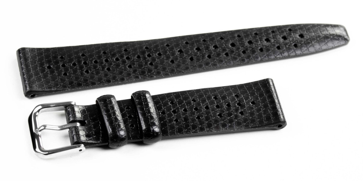 The Elegance of Leather Watch Bands: A Buyer's Guide