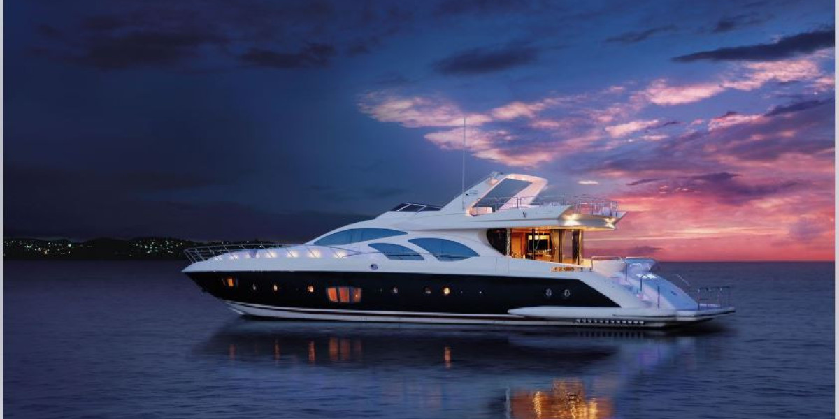 Yacht Market Trends: Navigating the High Seas of Luxury
