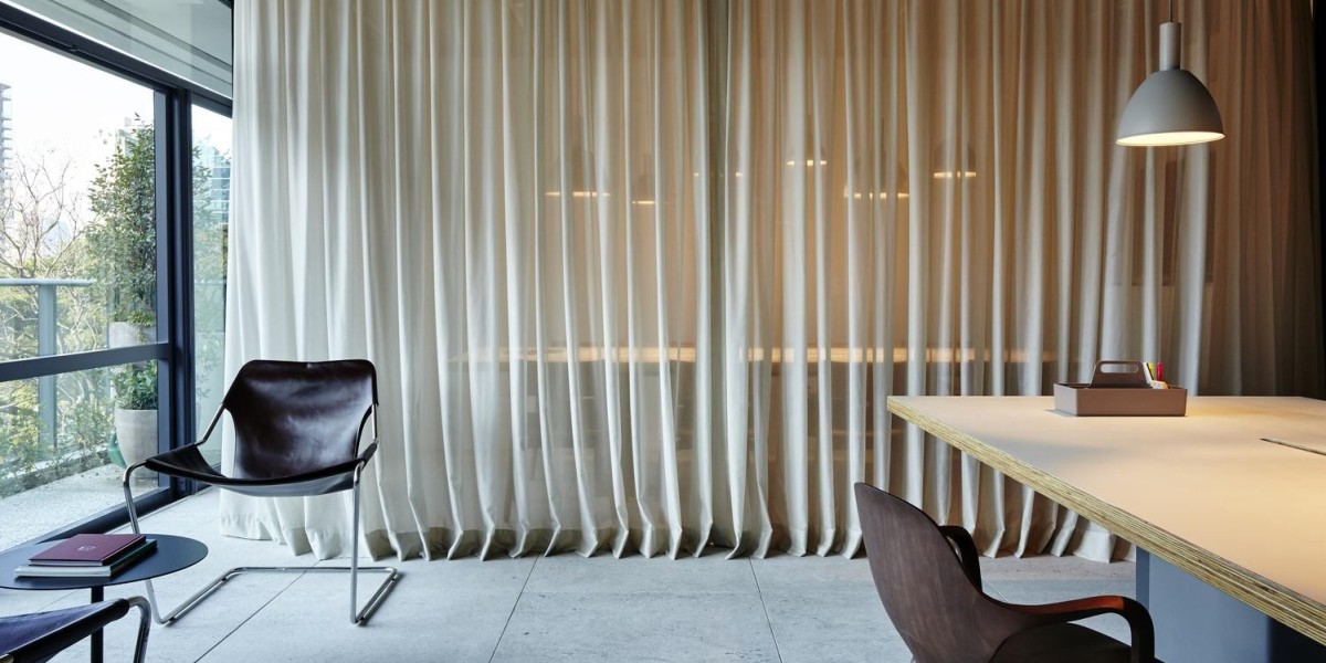 The Ultimate Guide to Office Curtains in Abu Dhabi
