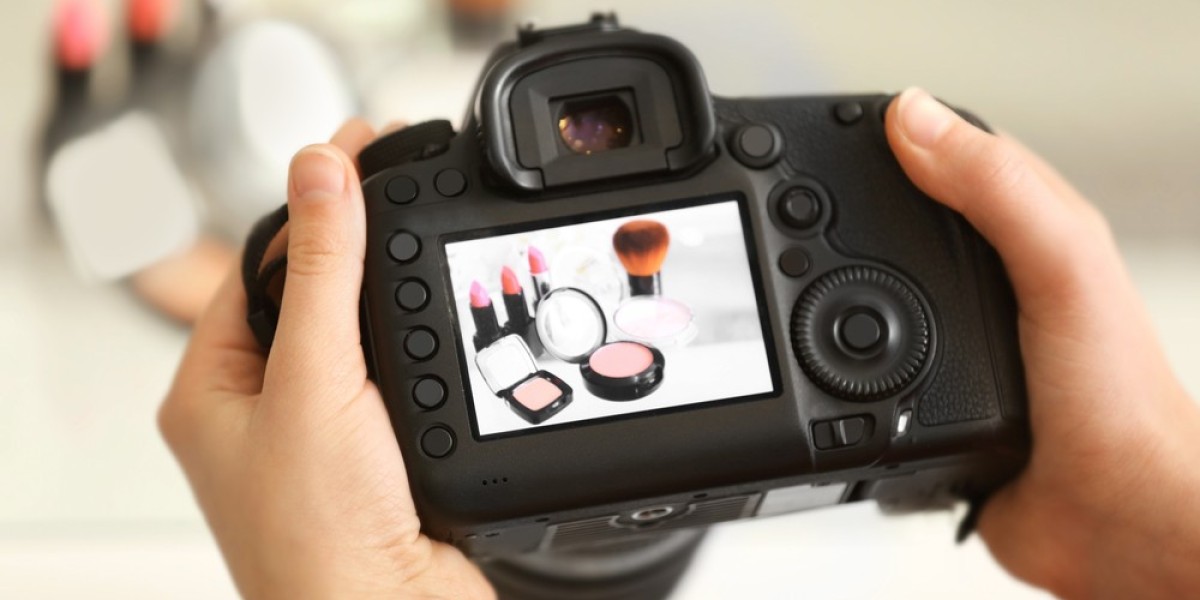 Visual Merchandising: Transforming Sales with Amazon Product Photography