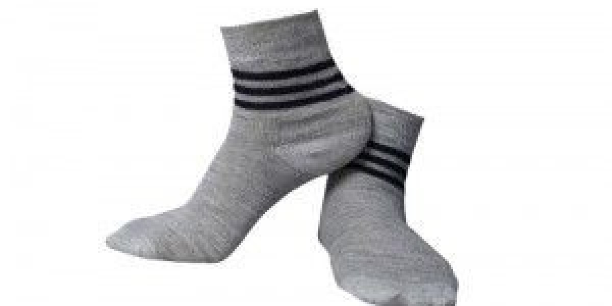 Pure Wool Socks for Men: Unmatched Warmth and Comfort