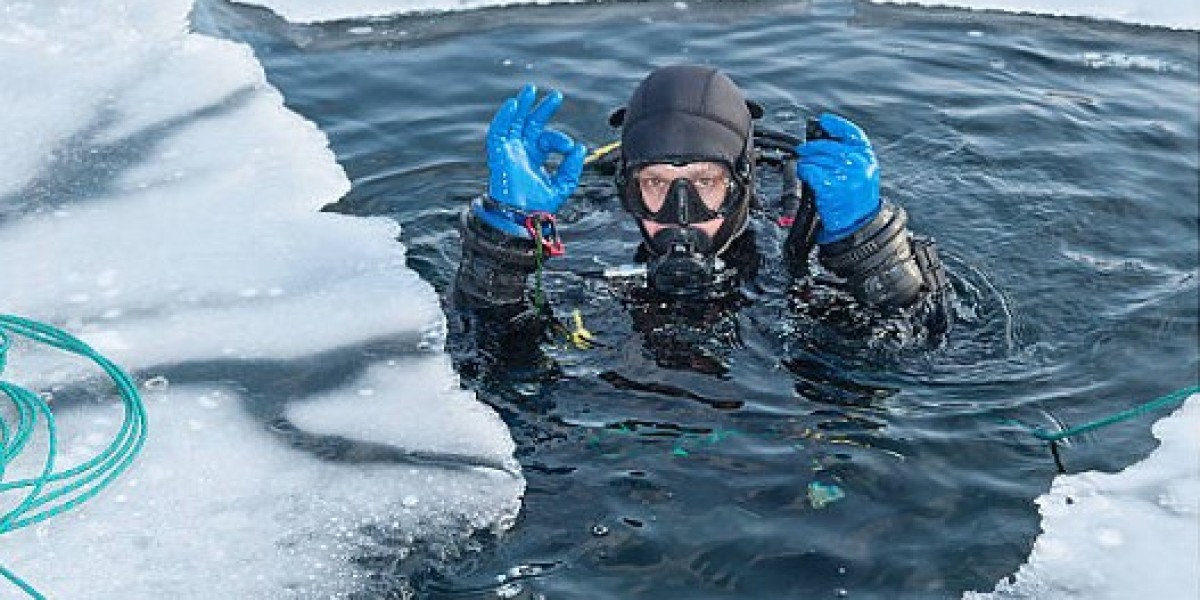 Ice Diving Guide