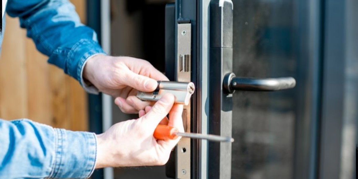 Mastering Access: Clyde’s Top Locksmith Solutions