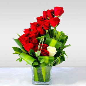 Online flower Delivery in Chennai | Send Flowers to Chennai From OyeGifts Florist